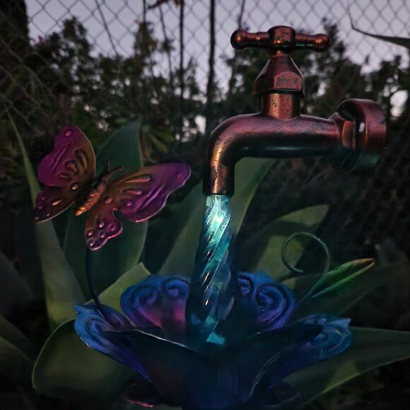 36" H, BUTTERFLY Floating Spigot Water Drop Solar LED Stake - Picture 3 of 3